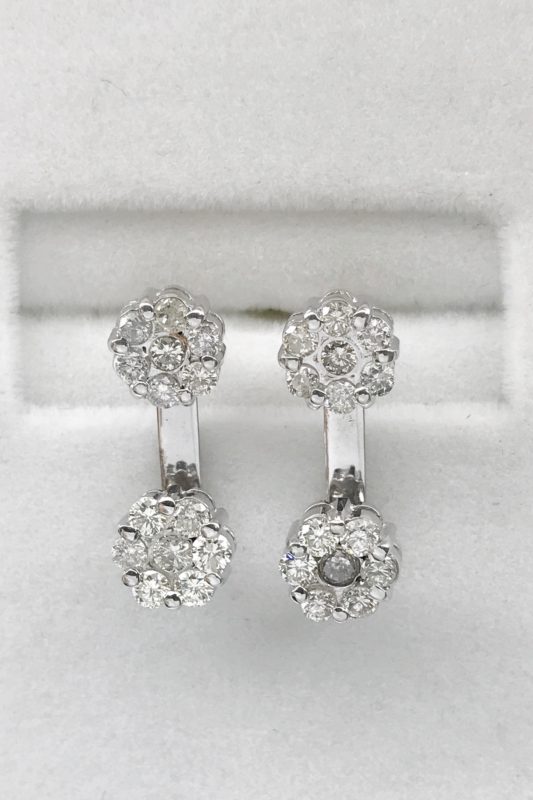 Diamond Earrings set in 14k White Gold